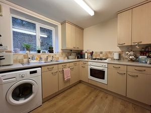 Photo 16- click for photo gallery